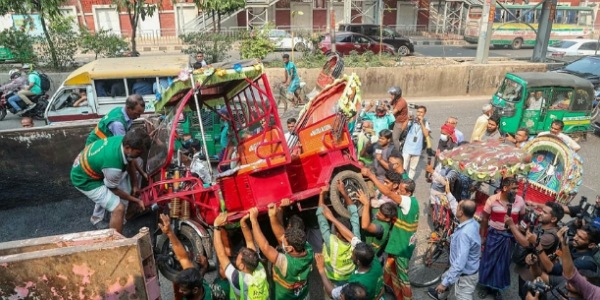 রাজধানীতে অবৈধ অটোরিকশা বন্ধে কঠোর সিদ্ধান্ত