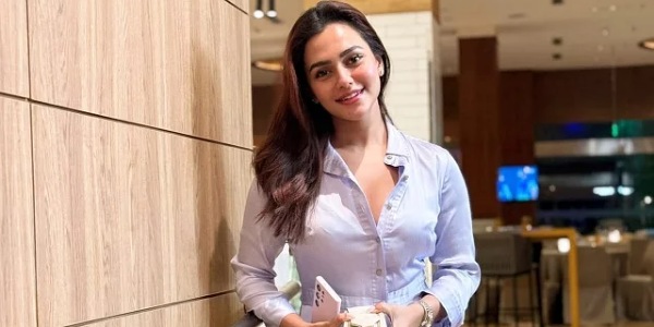 নুসরাত ফারিয়া